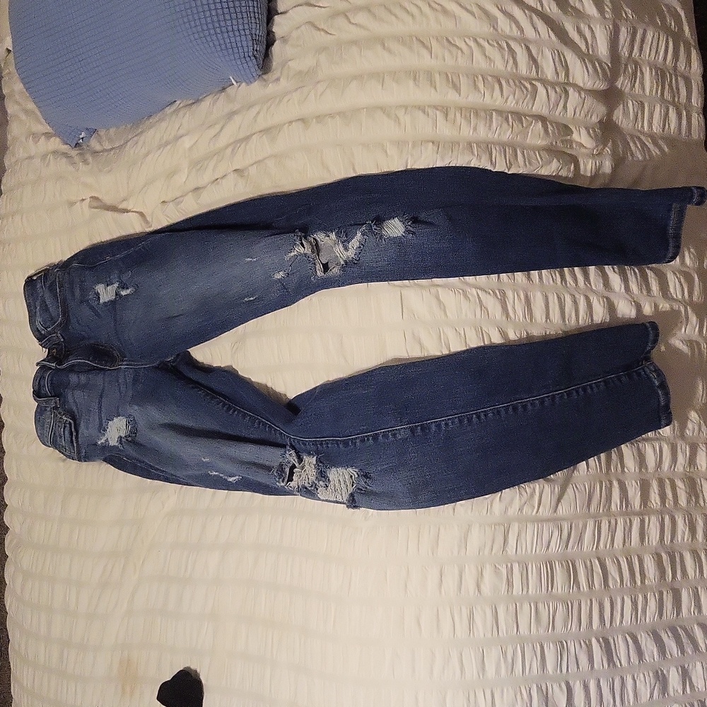 Buckle jeans